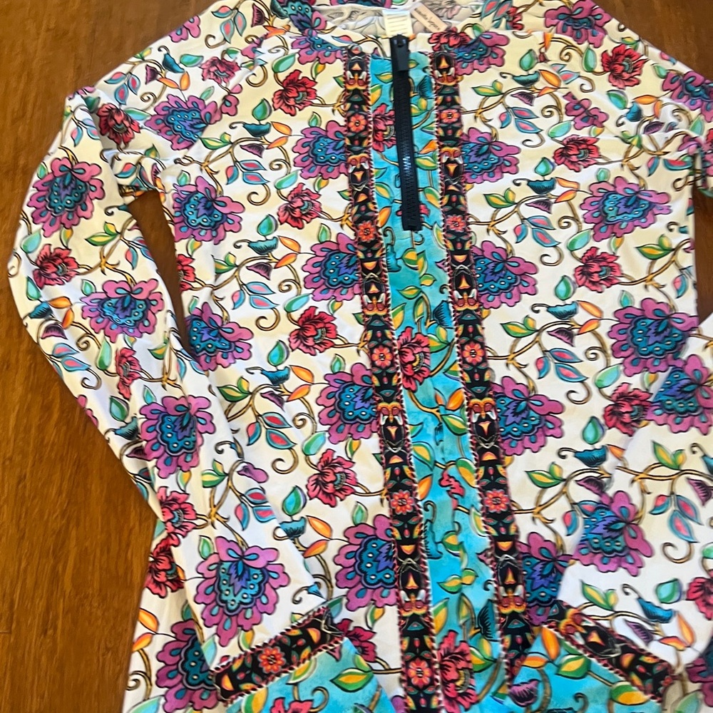 Nanette Lepore Rosarito Floral Rashguard Swim Top Sz S - Picture 10 of 10
